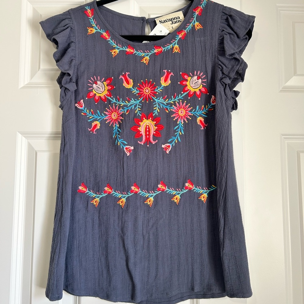 Savanna Jane Women's Embroidered - colorful sleeveless top. NWT
